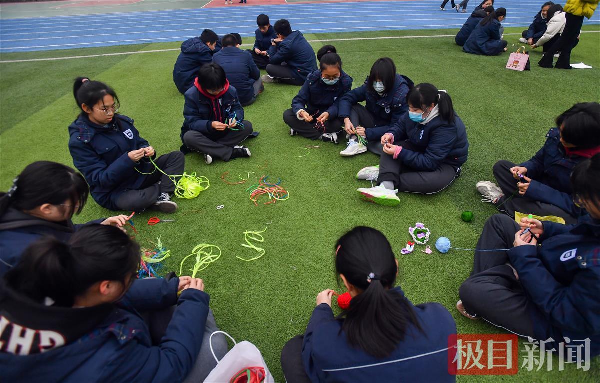 小学生一二年级课堂玩的游戏_小学生游戏视频教学_小学生玩得游戏课堂